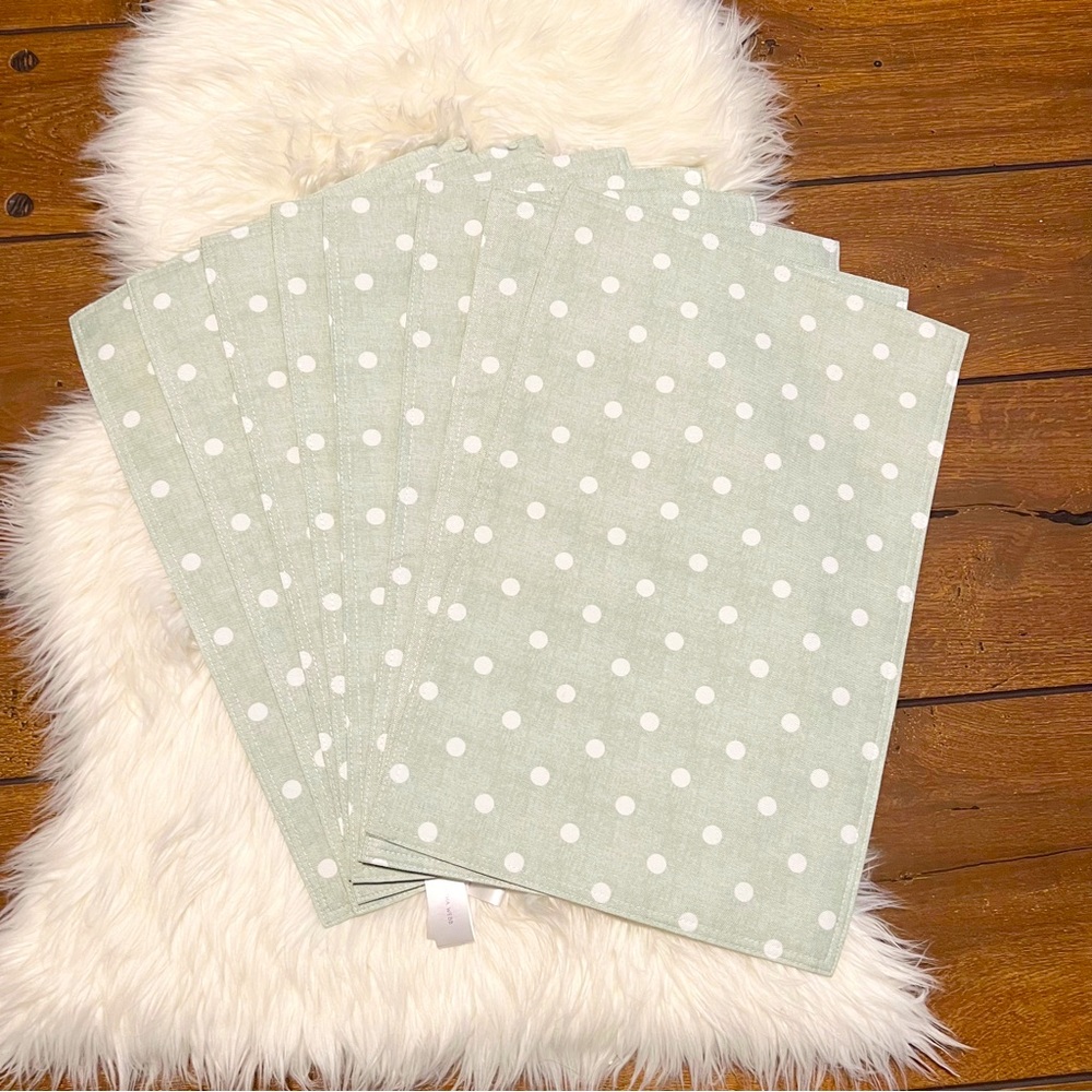 NWOT 8 pcs Tabitha Webb Sage Green Polka Dot Placemats